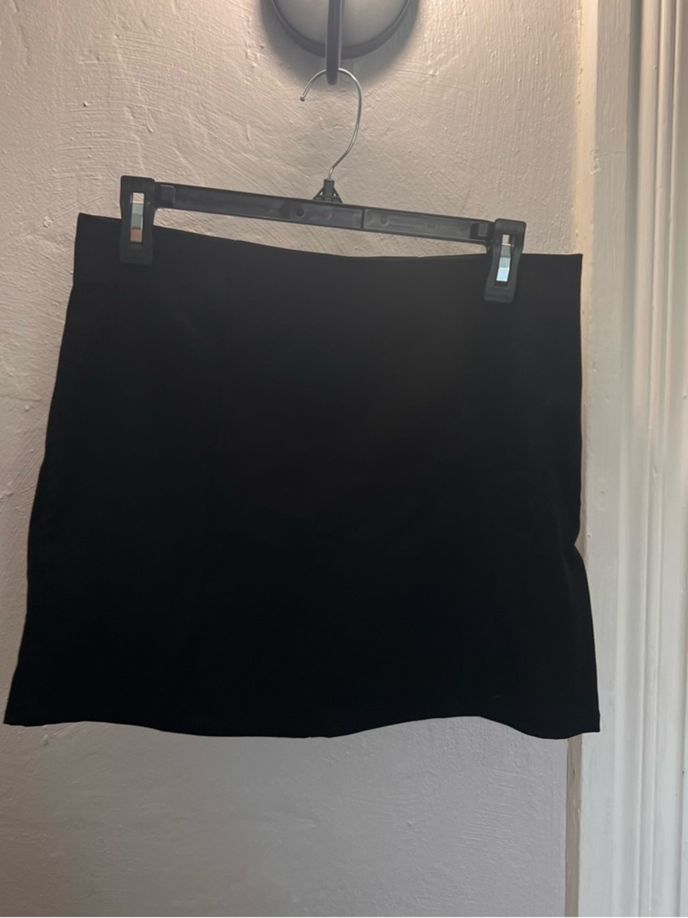 Classic Black Women's Mini Skirt - Timeless Wardrobe Staple